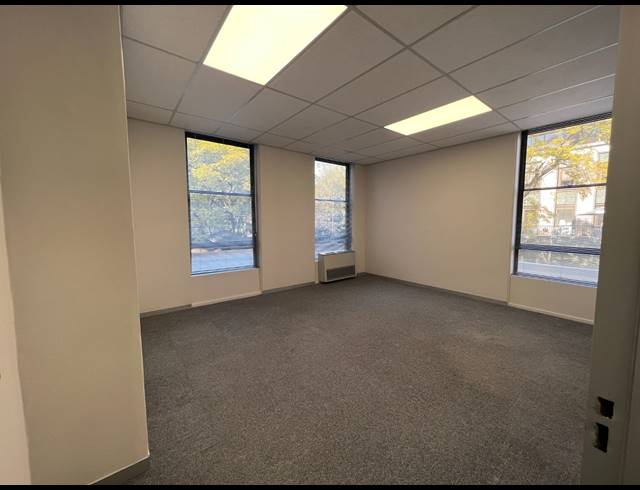 2,000M² OFFICE TO LET IN ROSEBANK